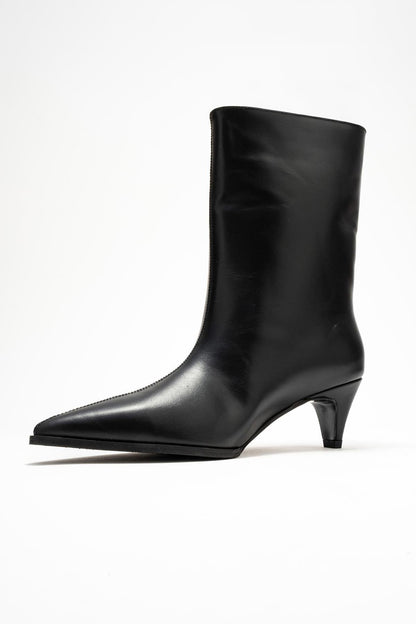Aleo - Bota de cuero negro con puntera en punta (mujer)