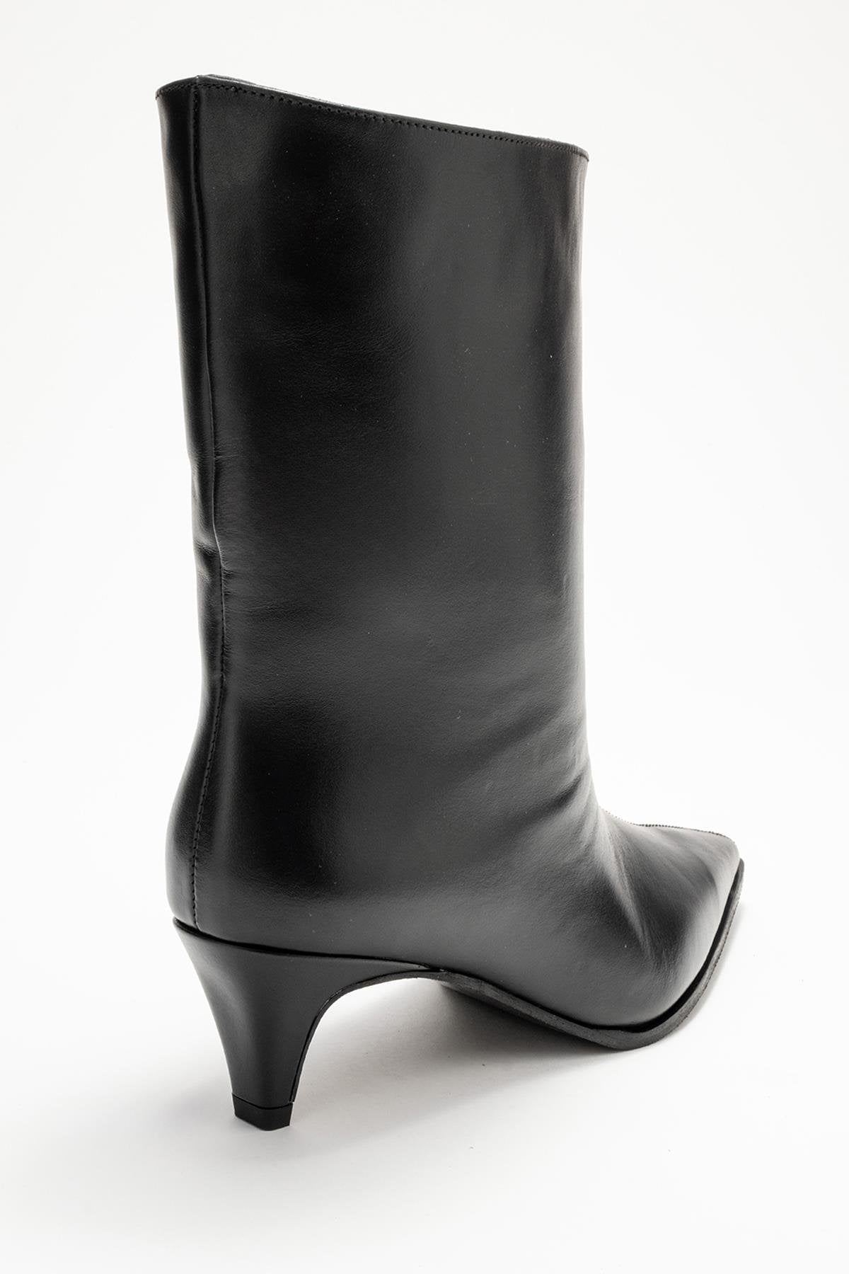 Aleo - Bota de cuero negro con puntera en punta (mujer)