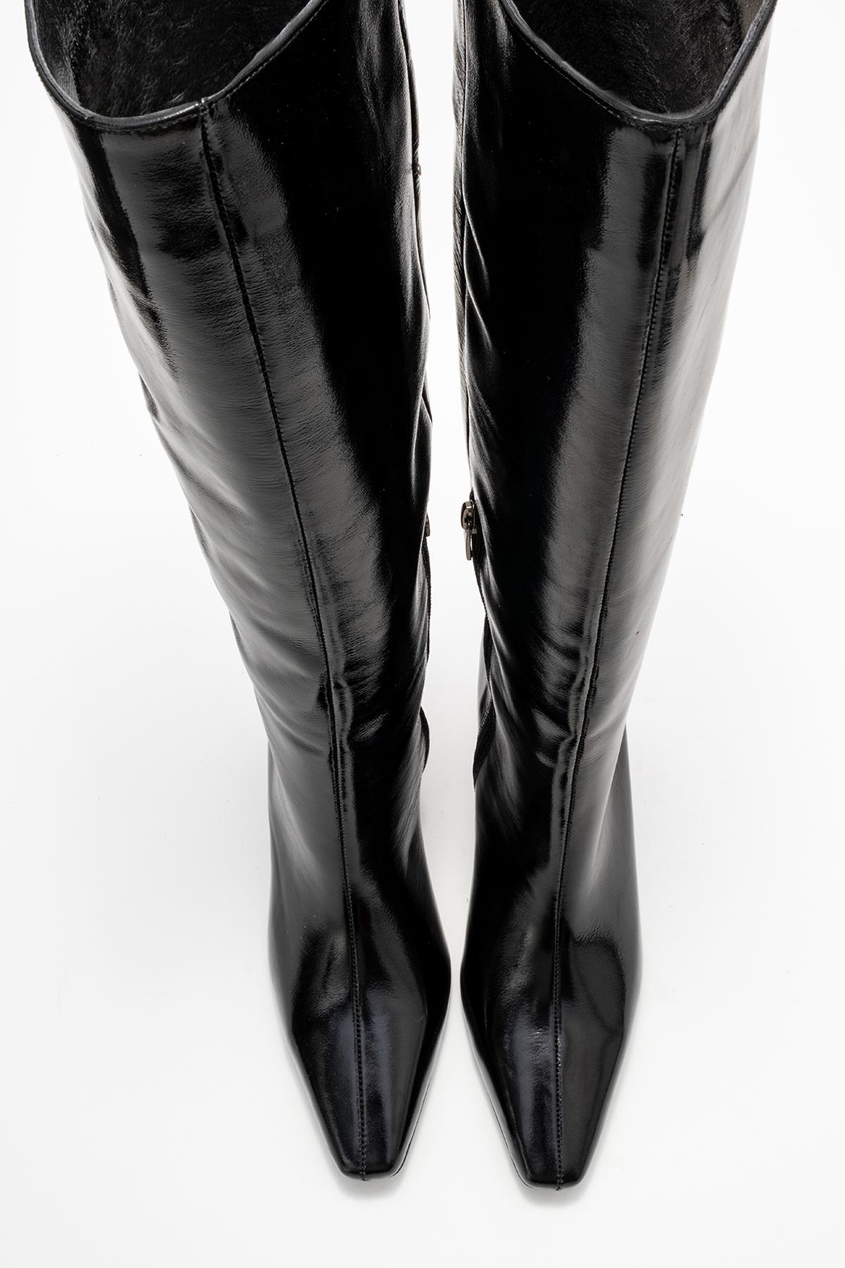 Lume - Bota Alta de Charol Negro (Mujer)