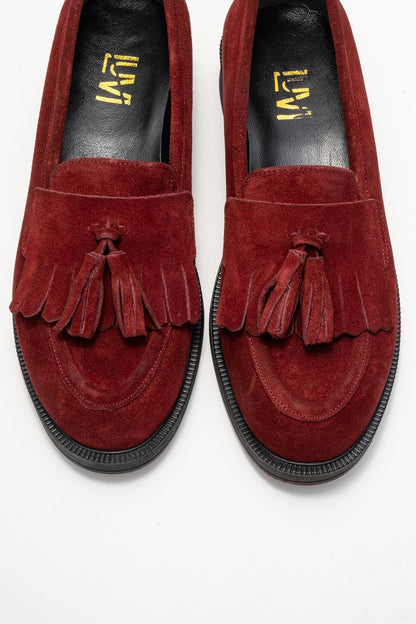 Milly - Mocasines burdeos de cuero con borlas