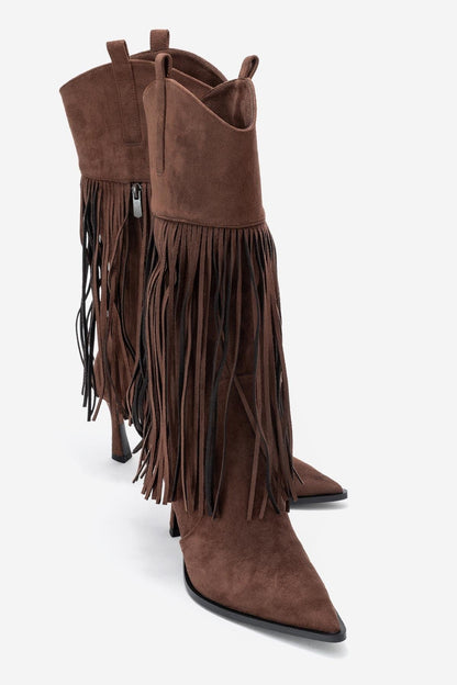 Gueras - Bota para mujer con puntera en punta y flecos marrones