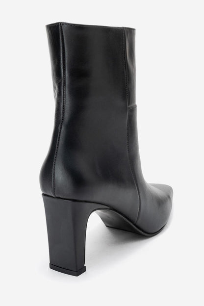 Elias - Bota de tacón de bloque de cuero negro (Mujer)