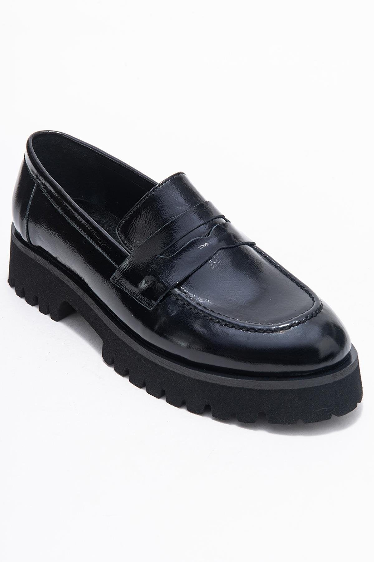Vionel - Mocasín de charol negro (mujer)