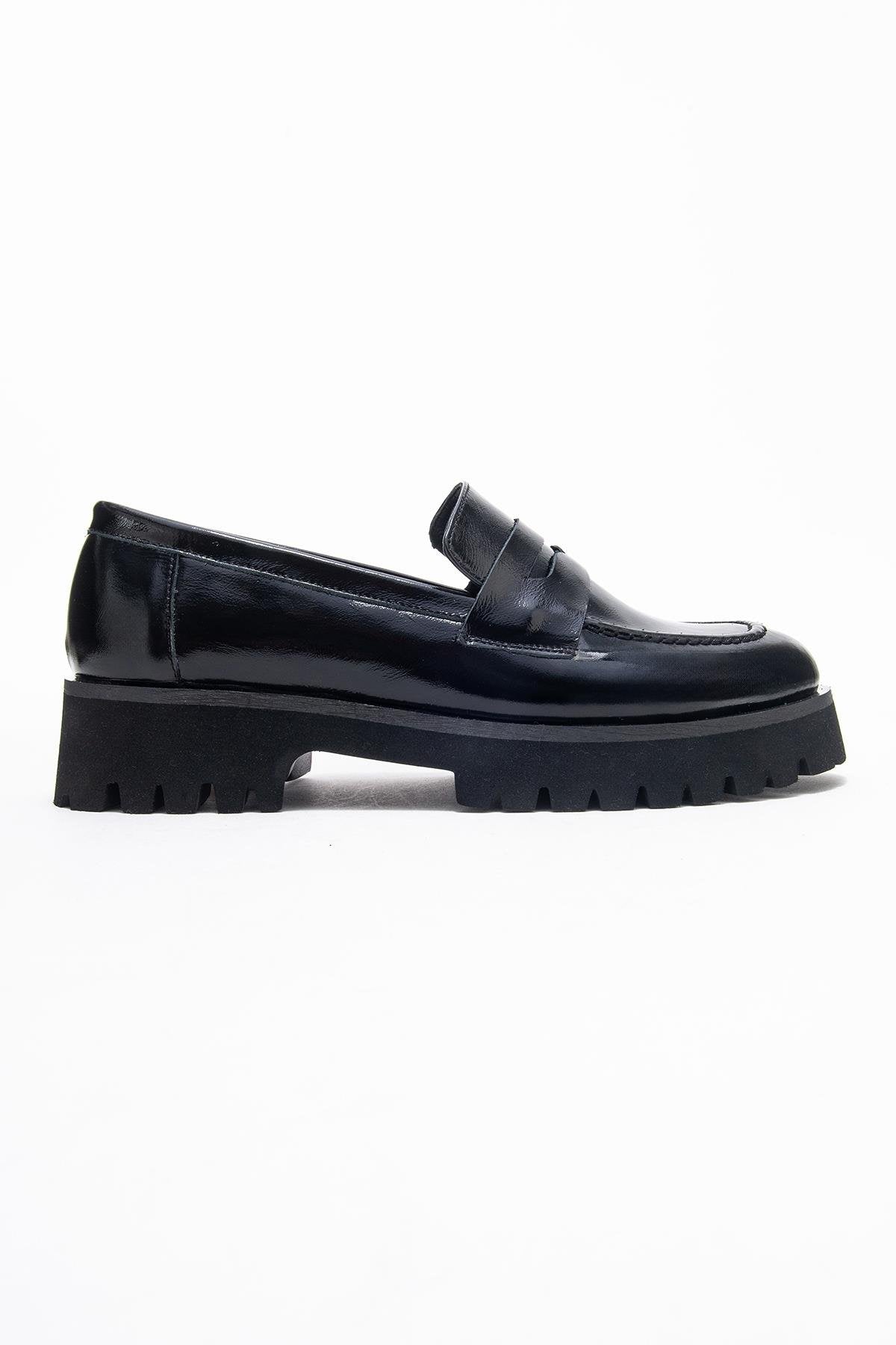Vionel - Mocasín de charol negro (mujer)