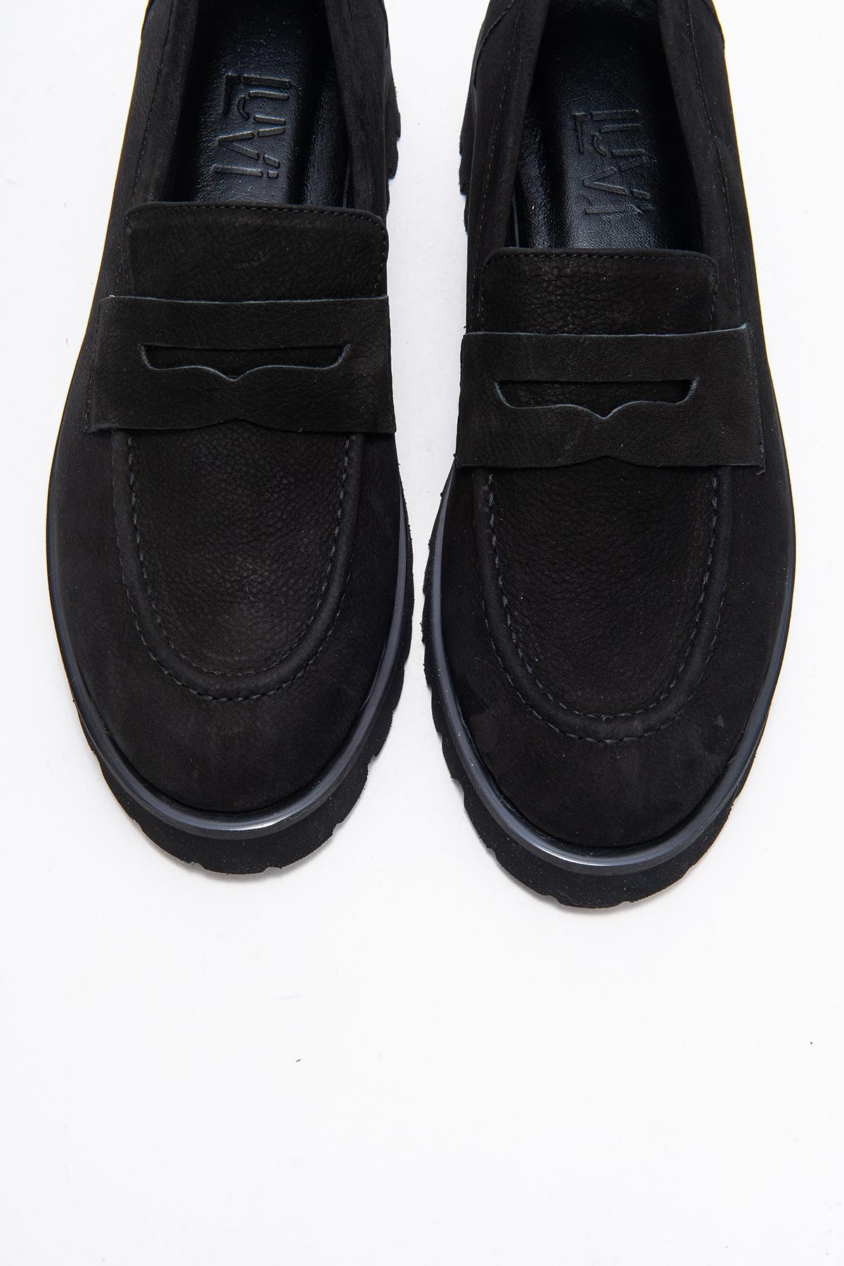 Vionel - Mocasín de cuero de ante negro (Mujer)