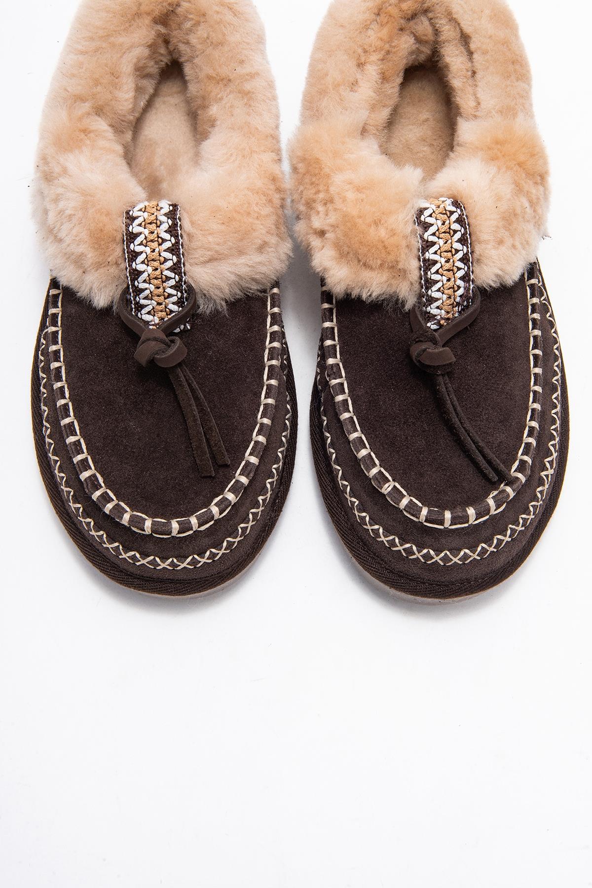Noriel - Pantuflas Mocasín de Cuero de Ante Marrón (Mujer)