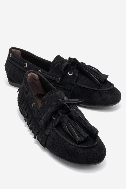 Fenora - Mocasín de cuero de ante negro con borlas (mujer)
