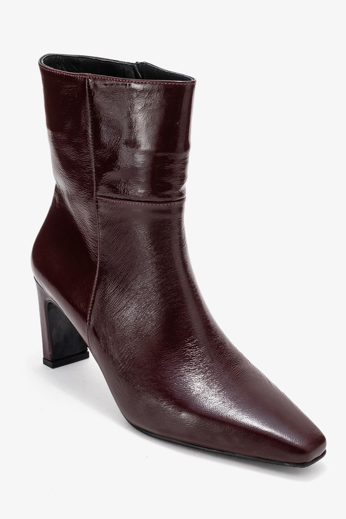 Elias - Bota de tacón de bloque de cuero burdeos (Mujer)