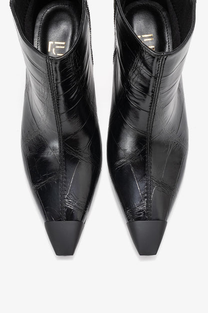 Rassel - Bota Negra Estampada de Punta (Mujer)