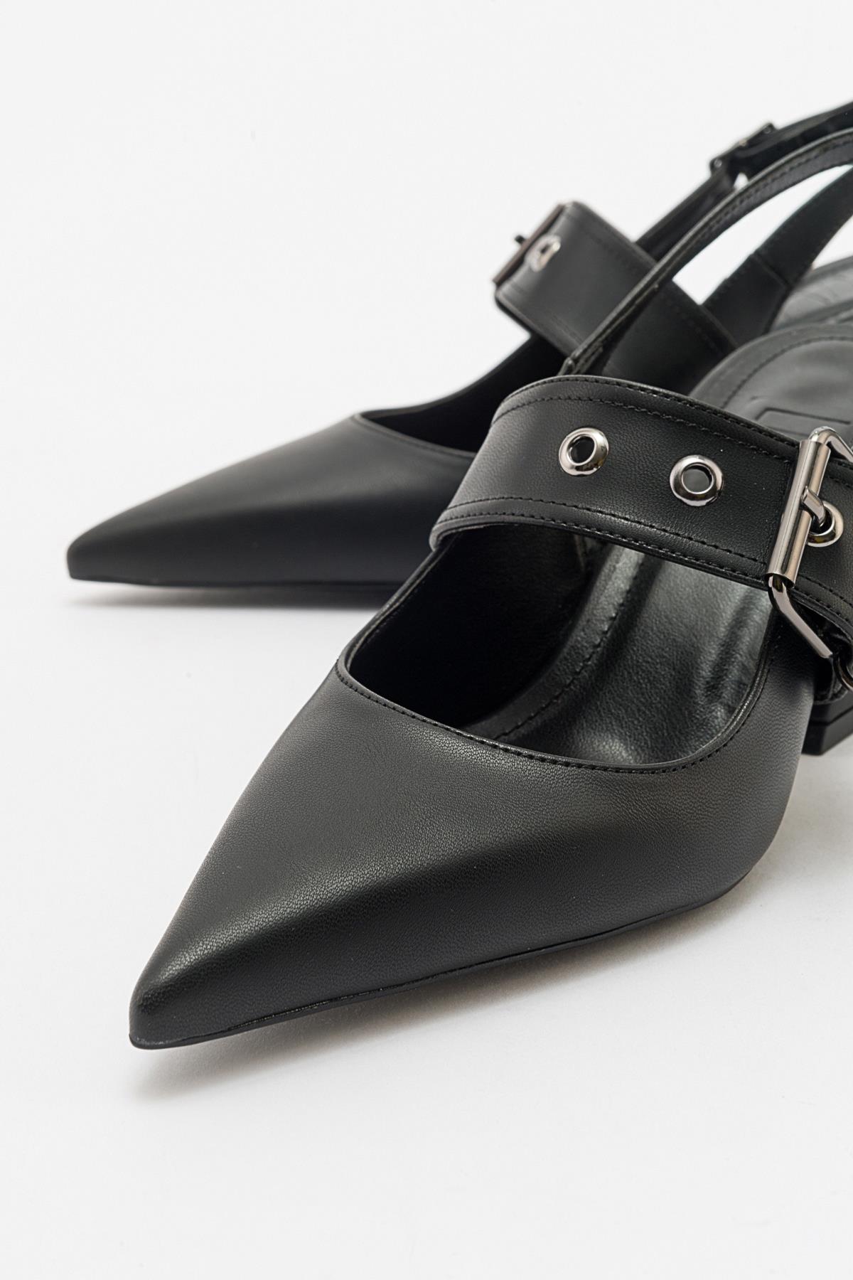 Nepido - Zapatos de tacón de bloque con punta en pico negros (Mujer)