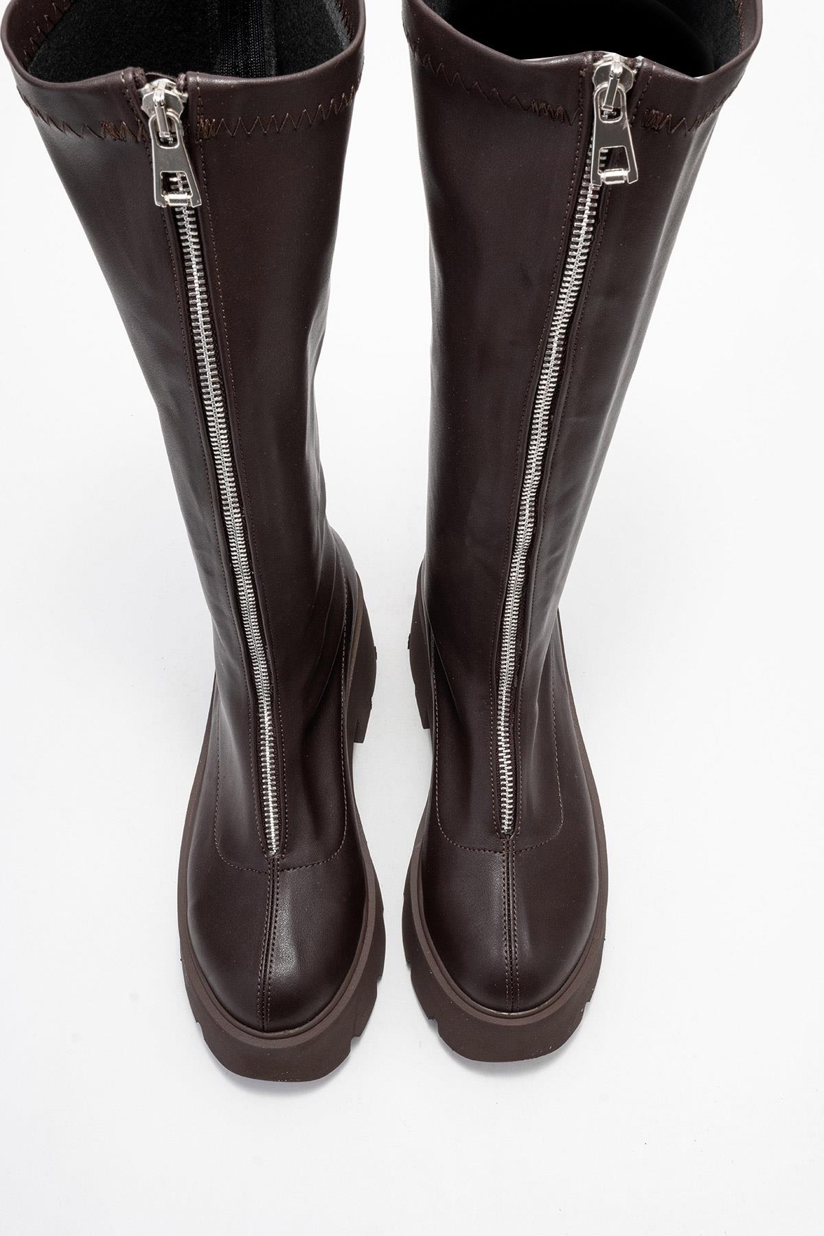 Amaronte - Bota elástica marrón de suela gruesa (Mujer)