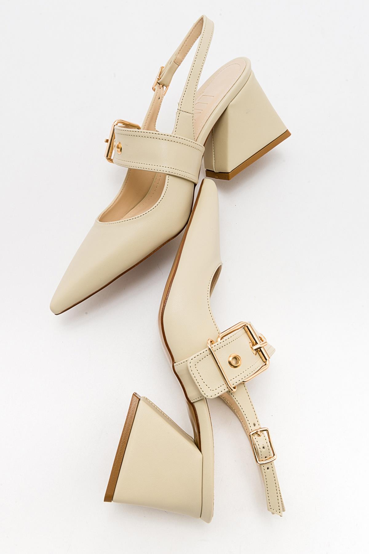Nepido - Zapato de tacón de bloque con punta puntiaguda en blanco roto (Mujer)