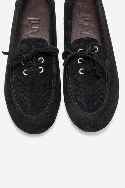 Lorven - Mocasín de cuero de ante negro con cordones (Mujer)
