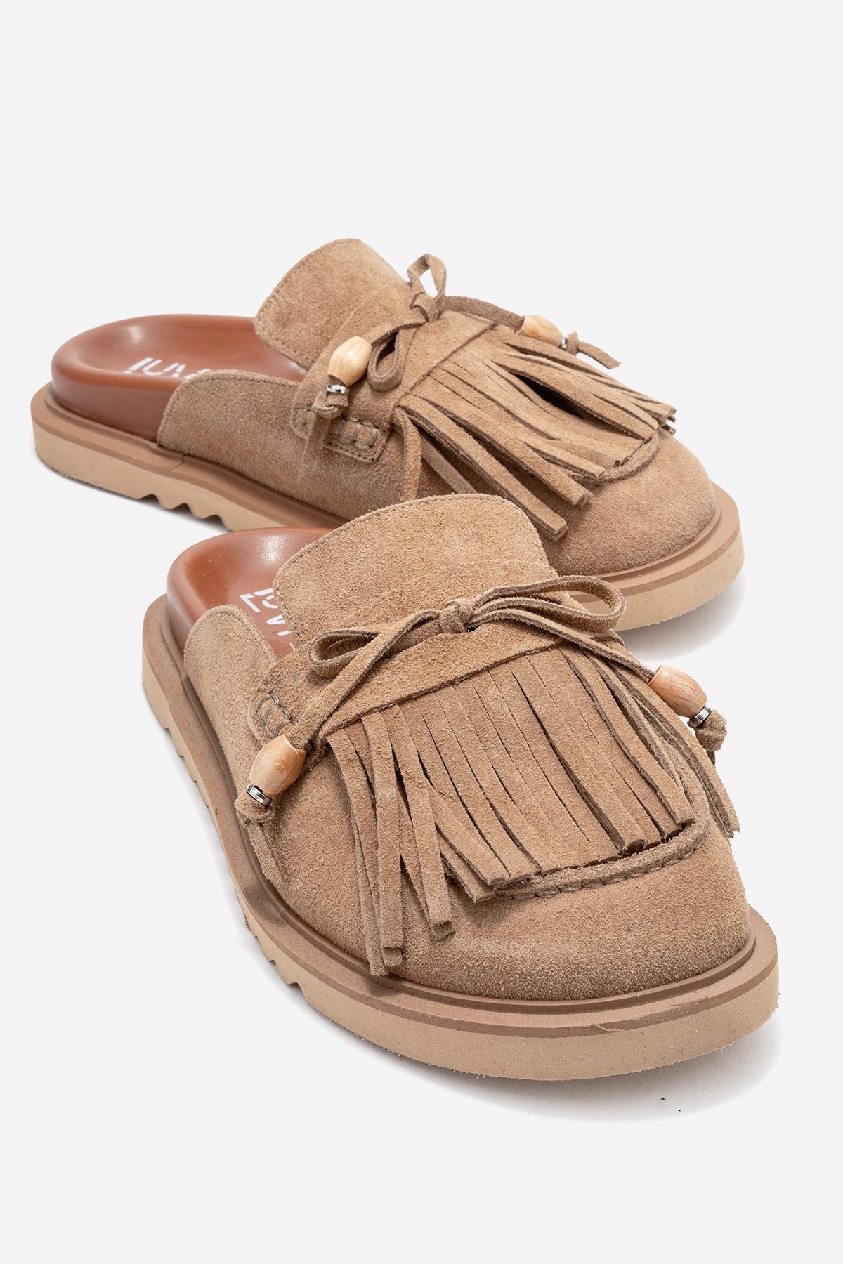 Carol - Mules de cuero con borla de ante coñac (Mujer)