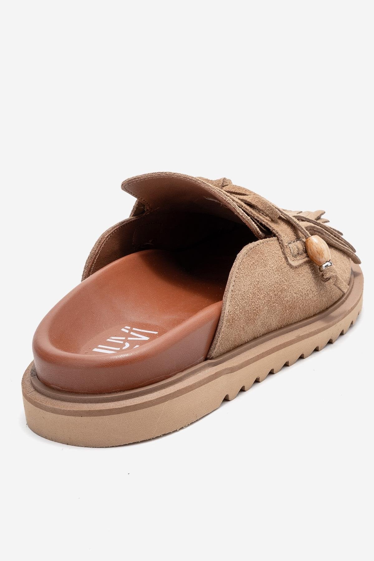 Carol - Mules de cuero con borla de ante coñac (Mujer)