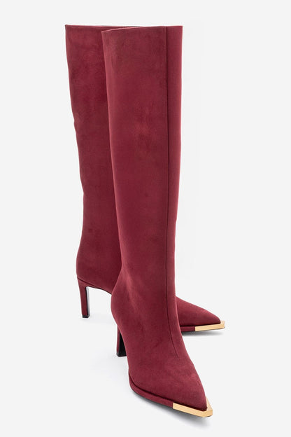 Lexa - Bota alta de ante color burdeos con puntera en punta (Mujer)