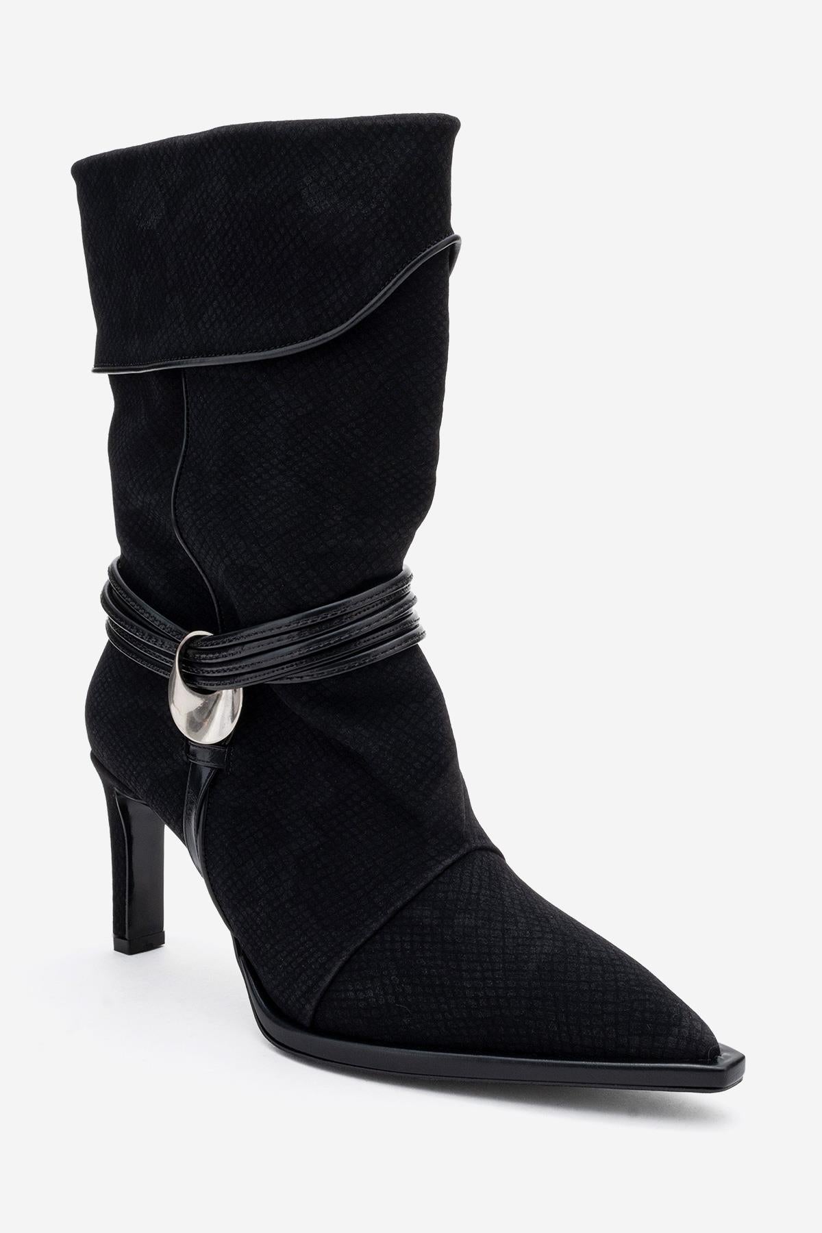 Myra - Bota Gofrada Piel de Serpiente Negra (Mujer)