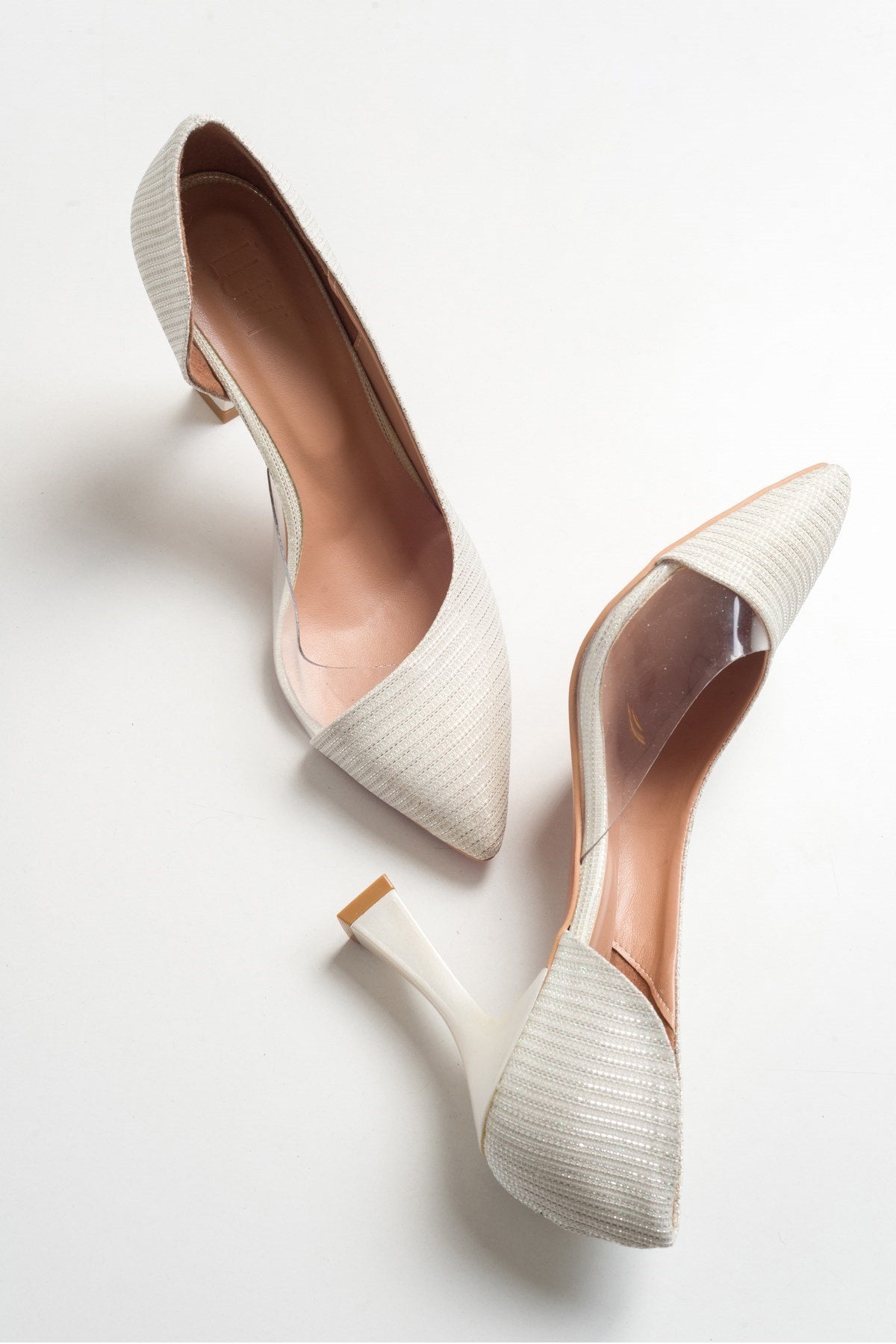 Ursula - Zapatos de tacón de punta fina Ivory (Mujer)