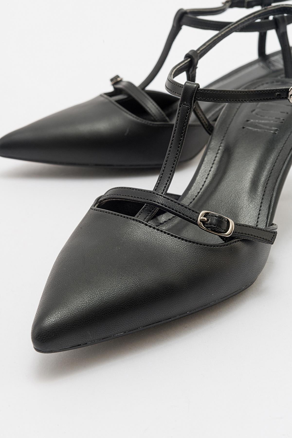 Frans - Zapatos de tacón de punta fina negros (Mujer)