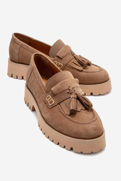 Poen - Mocasines de borlas de cuero de gamuza coñac (Mujer)