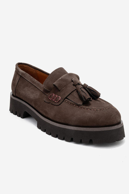 Poen - Mocasín de borlas de ante marrón (Mujer)