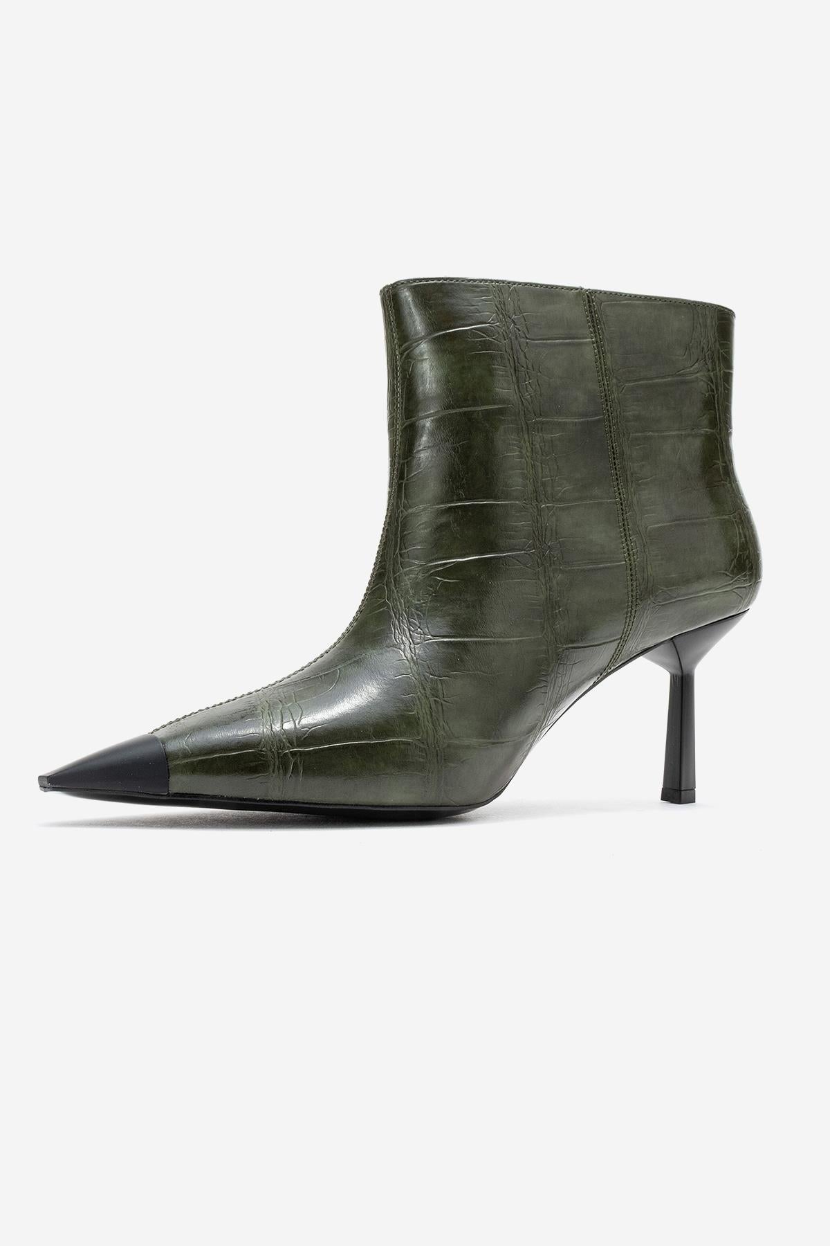 Rassel - Green Pointed Toe Boot (Women)