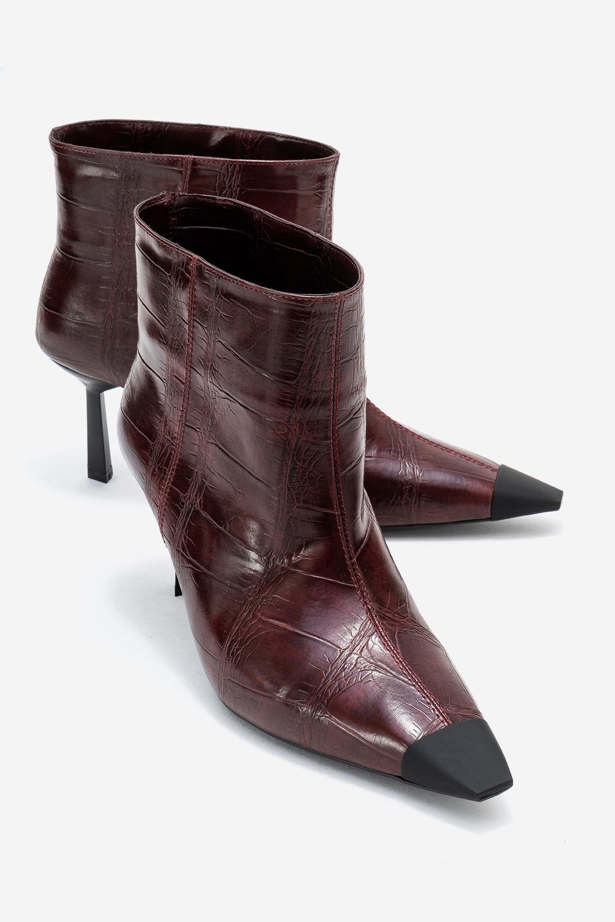 Rassel - Bota burdeos de punta fina (Mujer)