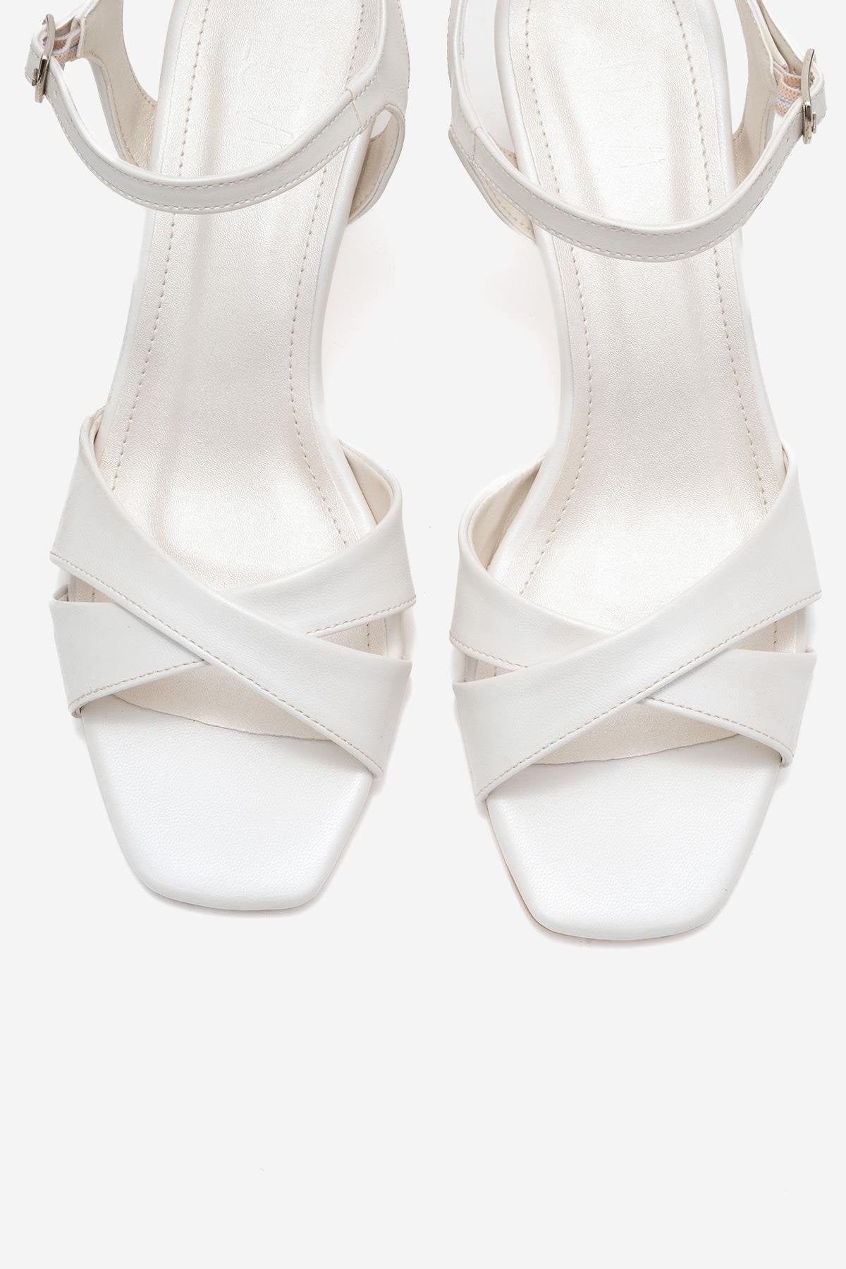 Melin - Sandalia de Tacón Stiletto con Tiras Cruzadas Color Marfil (Mujer)