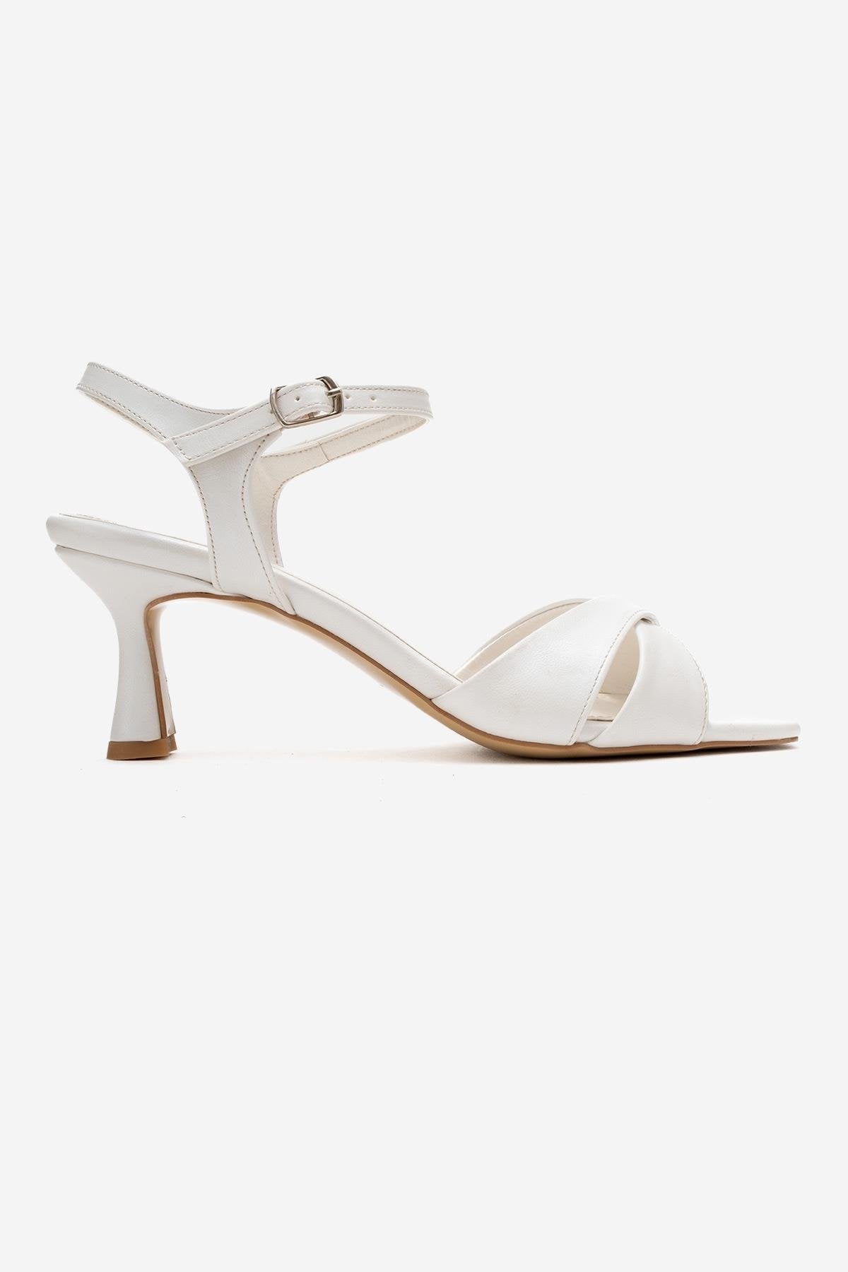 Melin - Sandalia de Tacón Stiletto con Tiras Cruzadas Color Marfil (Mujer)