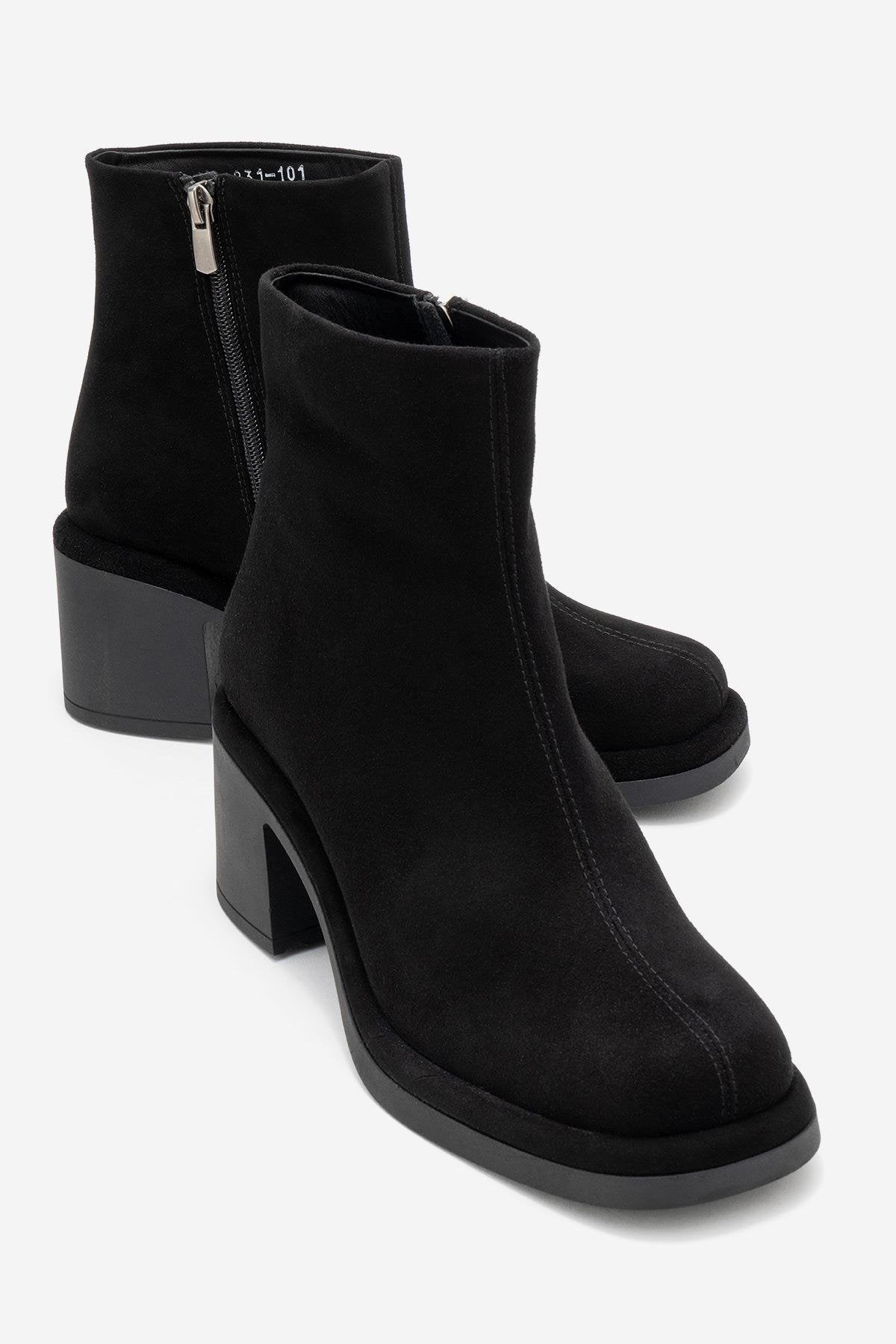 Junae - Bota de tacón de bloque de cuero de ante negro (Mujer)