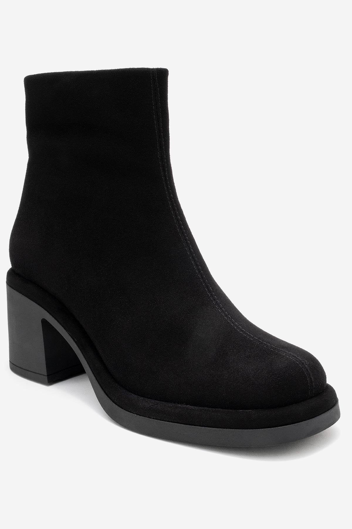 Junae - Bota de tacón de bloque de cuero de ante negro (Mujer)