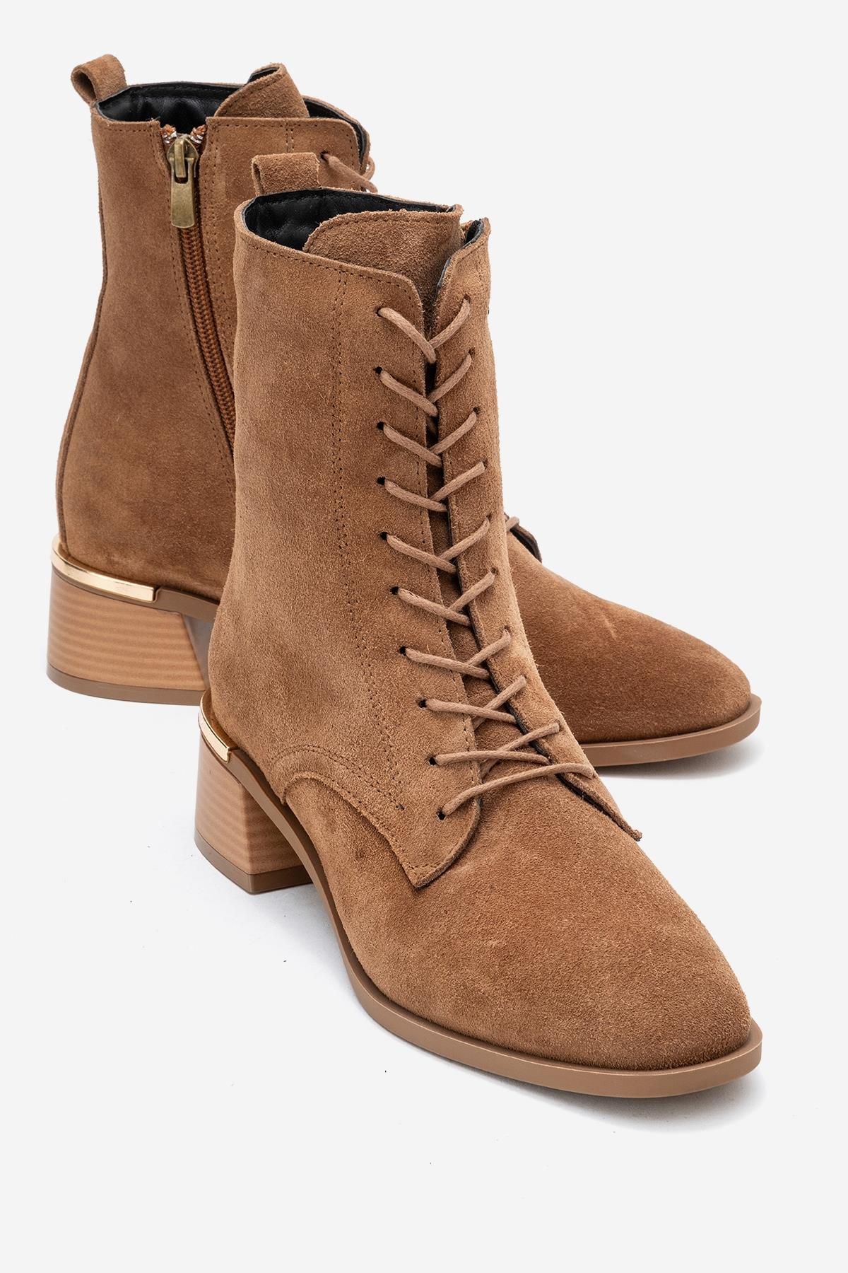Avia - Bota de tacón de bloque de cuero de ante color coñac (Mujer)