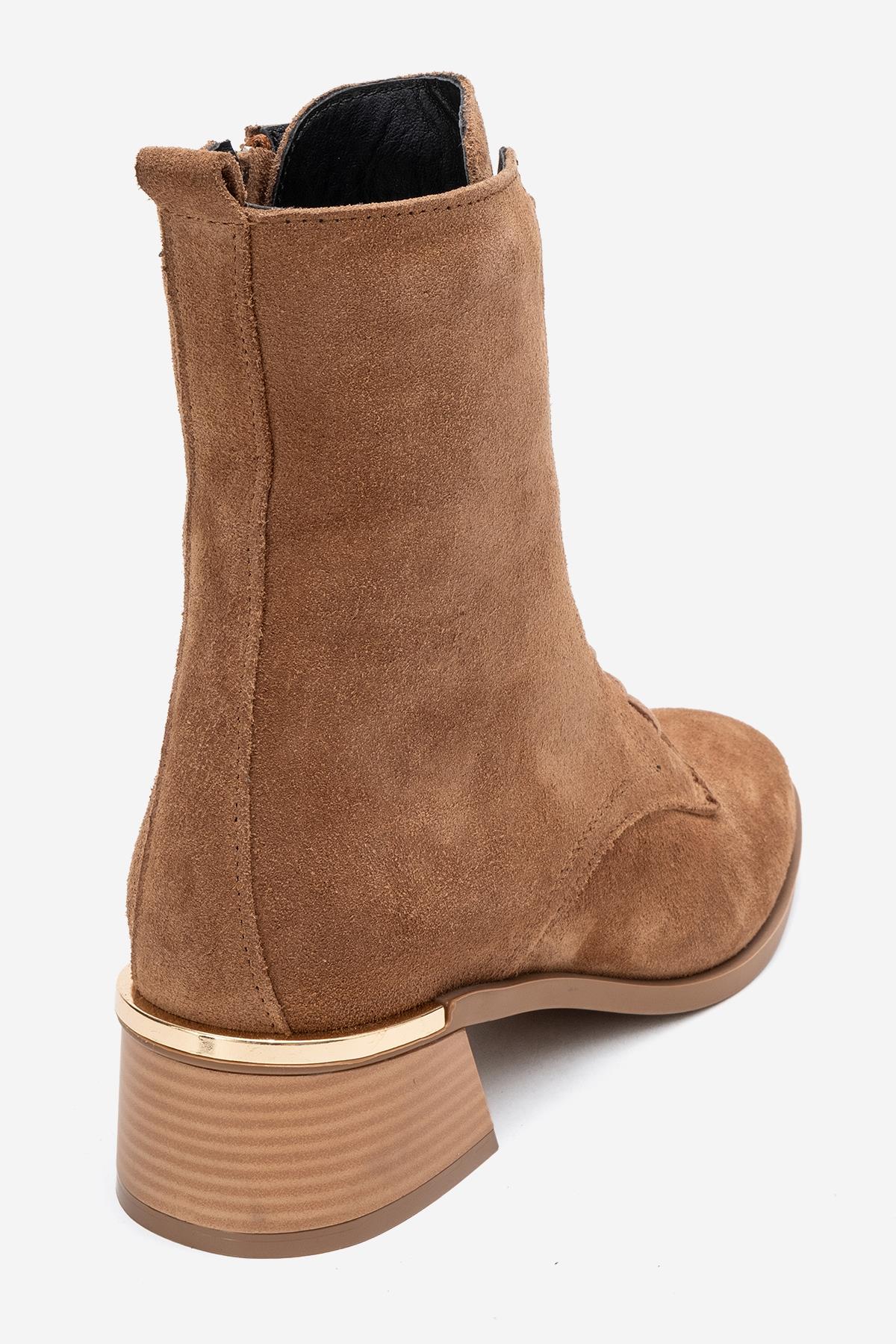 Avia - Bota de tacón de bloque de cuero de ante color coñac (Mujer)
