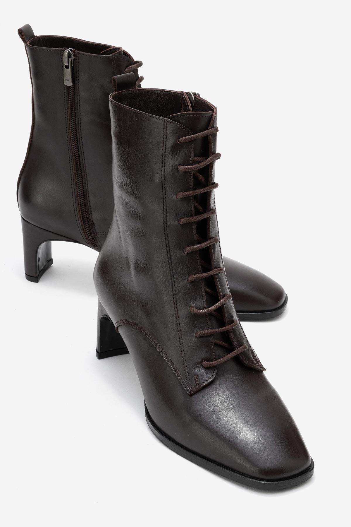 SUDY - Bota de cuero marrón con cordones (Mujer)