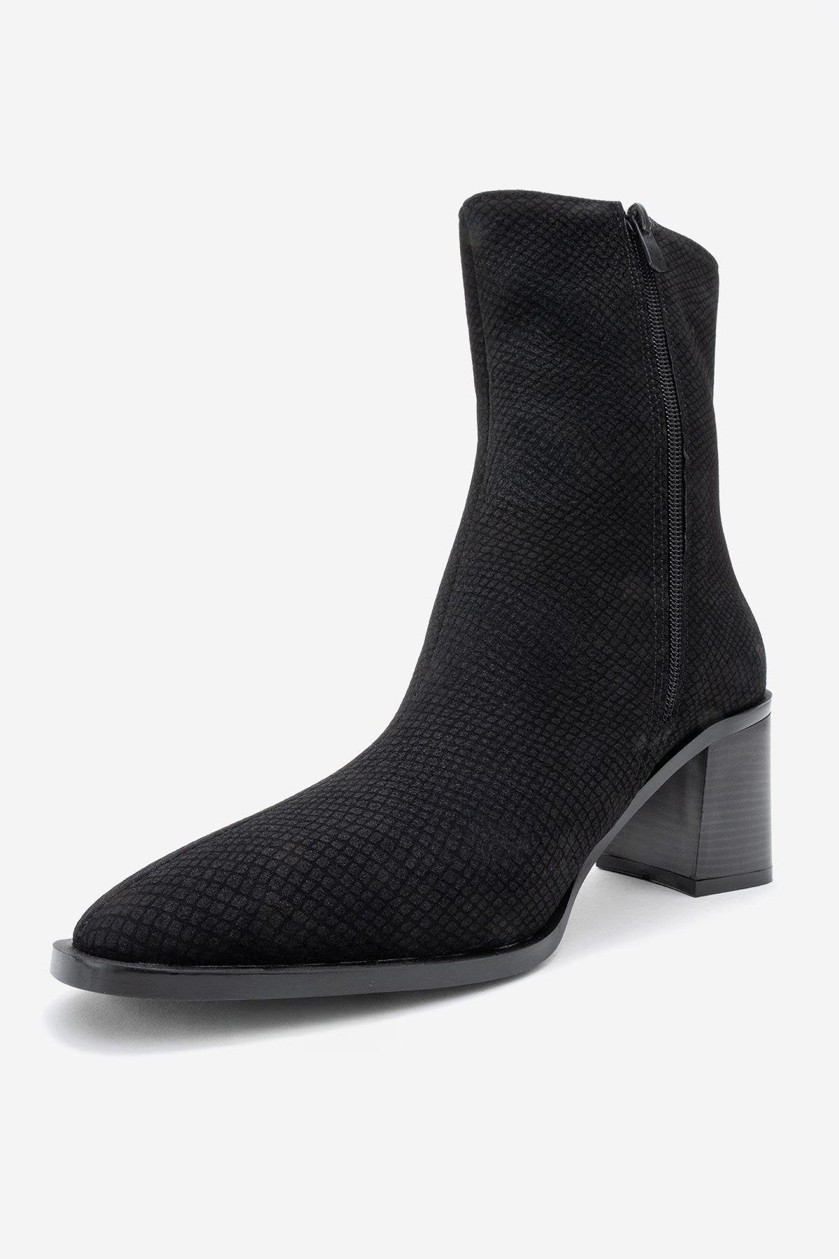 Chara - Bota con tacón de bloque y patrón negro (Mujer)