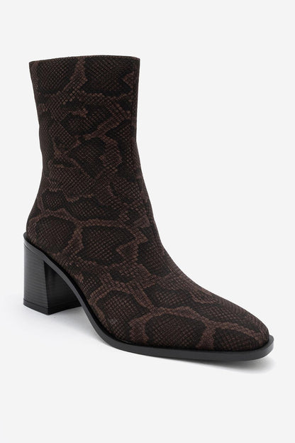 Chara - Bota con tacón de bloque y patrón marrón (Mujer)