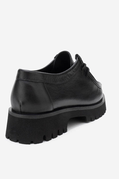 Talia - Mocasín de Cuero Negro con Cordones (Mujer)