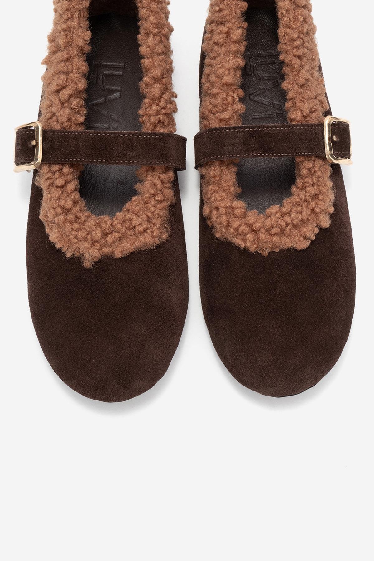 Guin - Zapato plano de cuero de ante marrón (mujer)