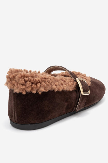 Guin - Zapato plano de cuero de ante marrón (mujer)