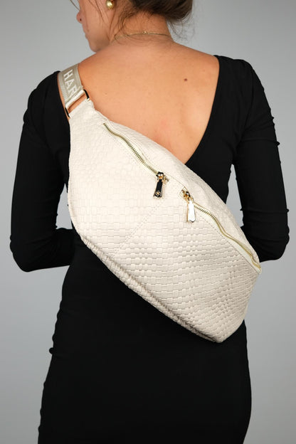 Venta - Beige Large Belt Bag (Women)