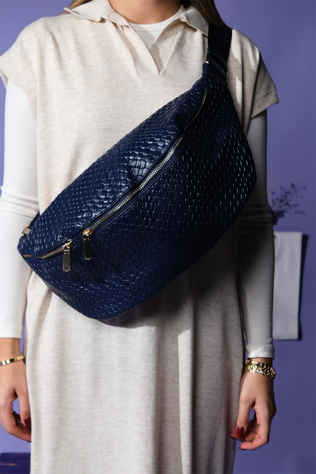 Venta - Riñonera grande tejida azul marino (mujer)
