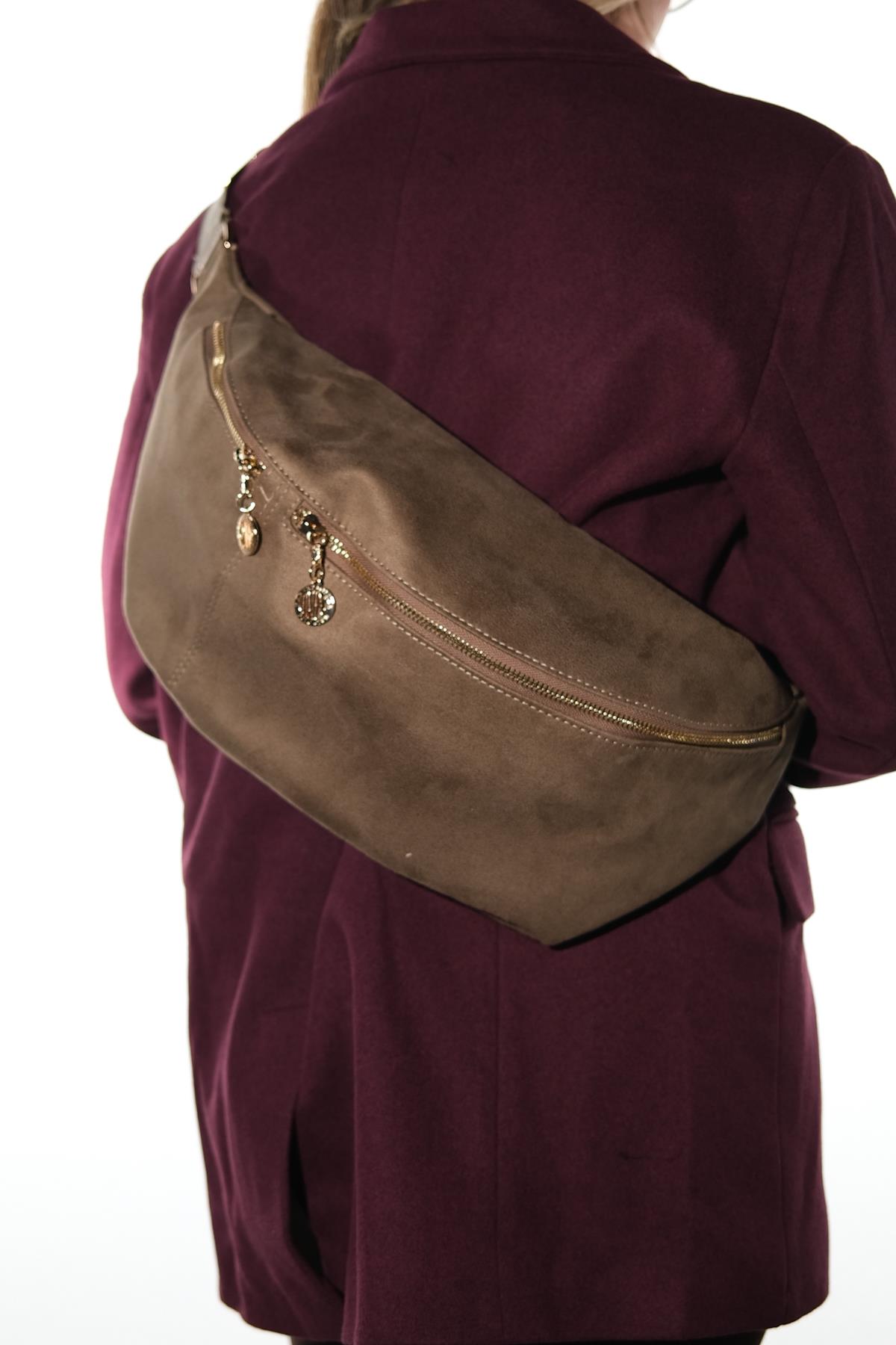 VENTA - Riñonera grande color topo (Mujer)