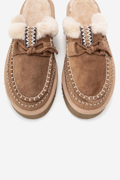 YALINA - Mocasín de plataforma de cuero genuino de ante color topo (Mujer)