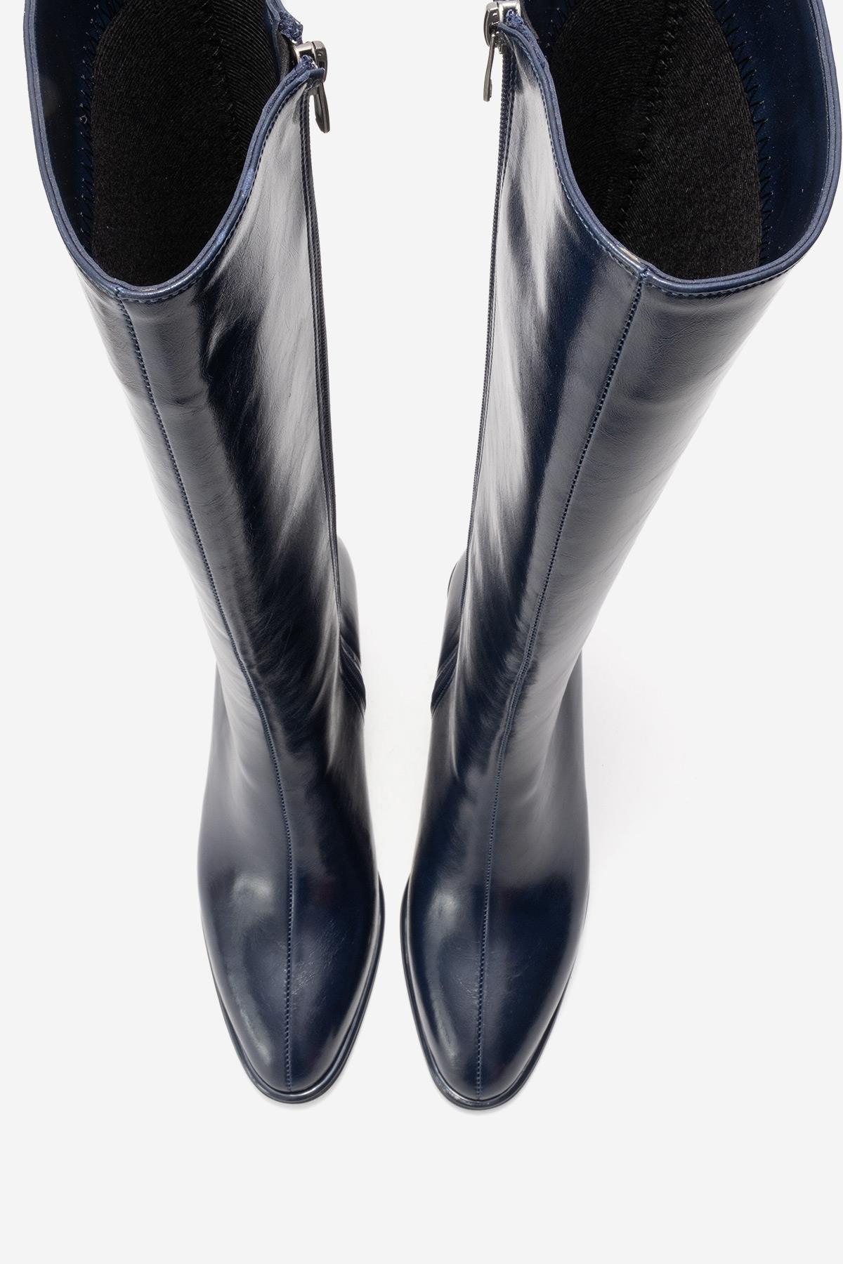 Paradis - Bota alta con tacón de bloque en color azul marino (Mujer)