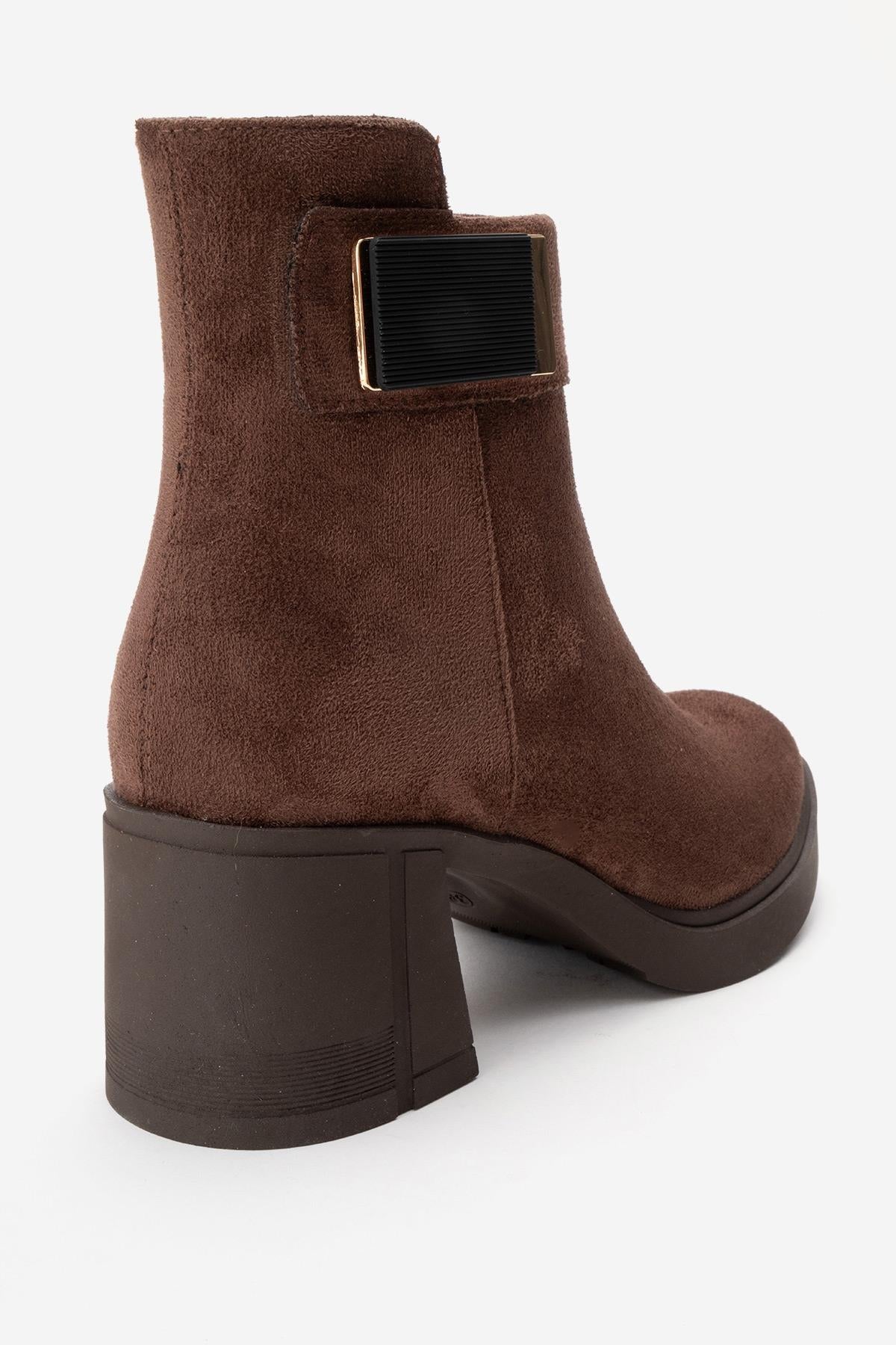 RASHE - Bota de tacón de bloque con cremallera en gamuza marrón (Mujer)