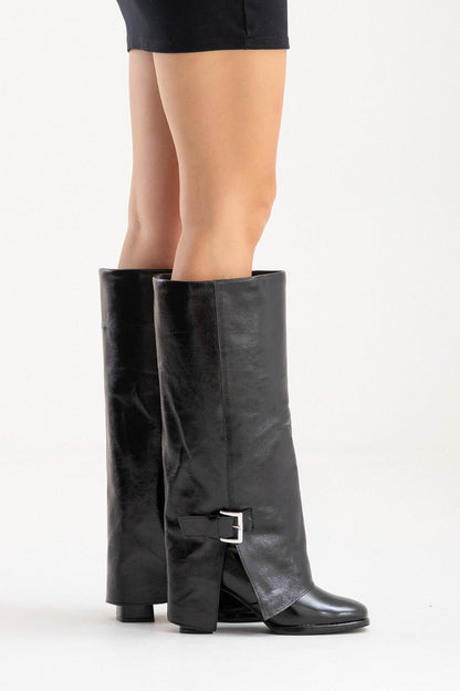 Lojo - Bota de tacón de bloque de charol negro (Mujer)