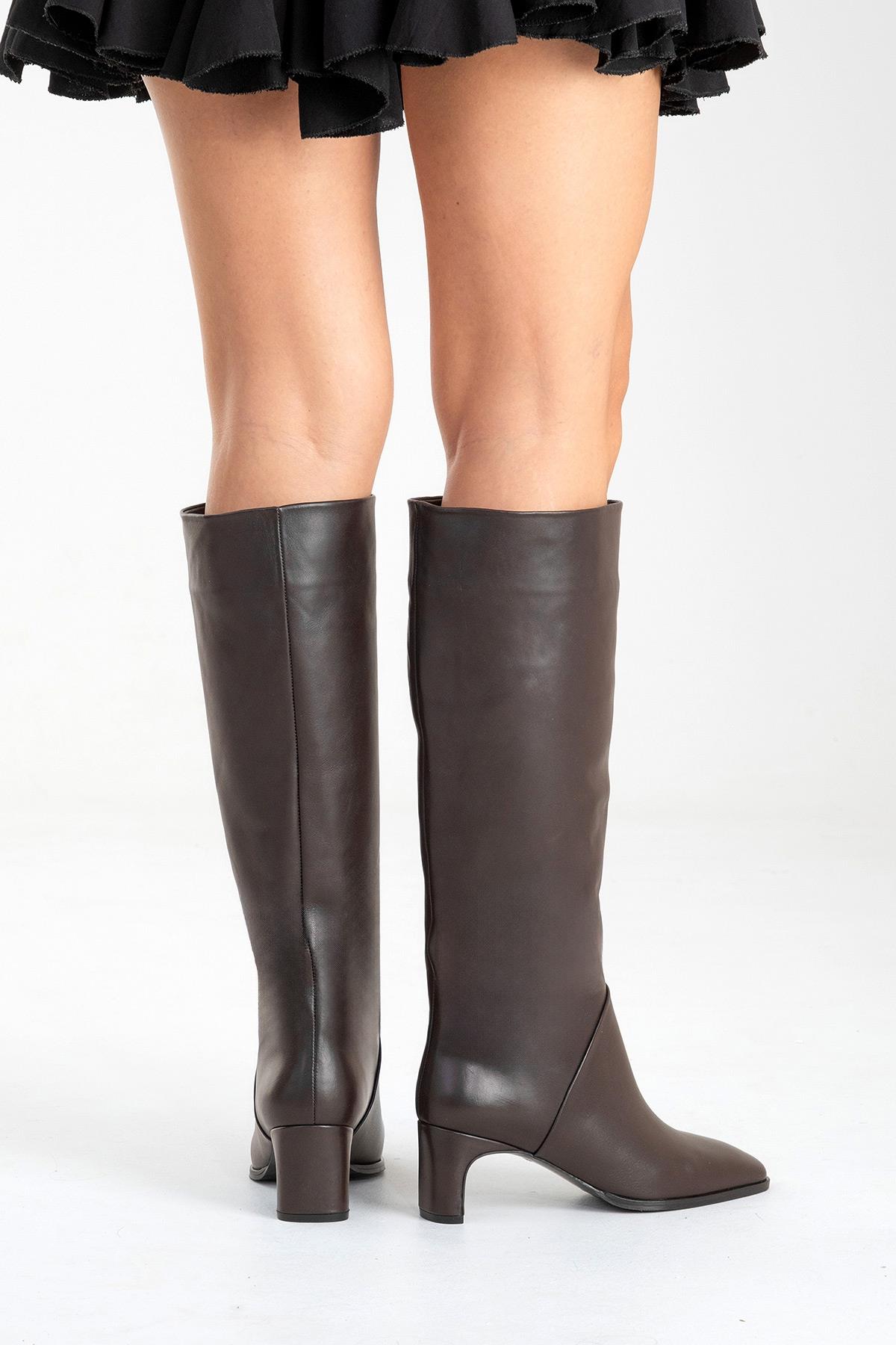 Taly - Botas altas de cuero marrón con tacón de bloque (Mujer)