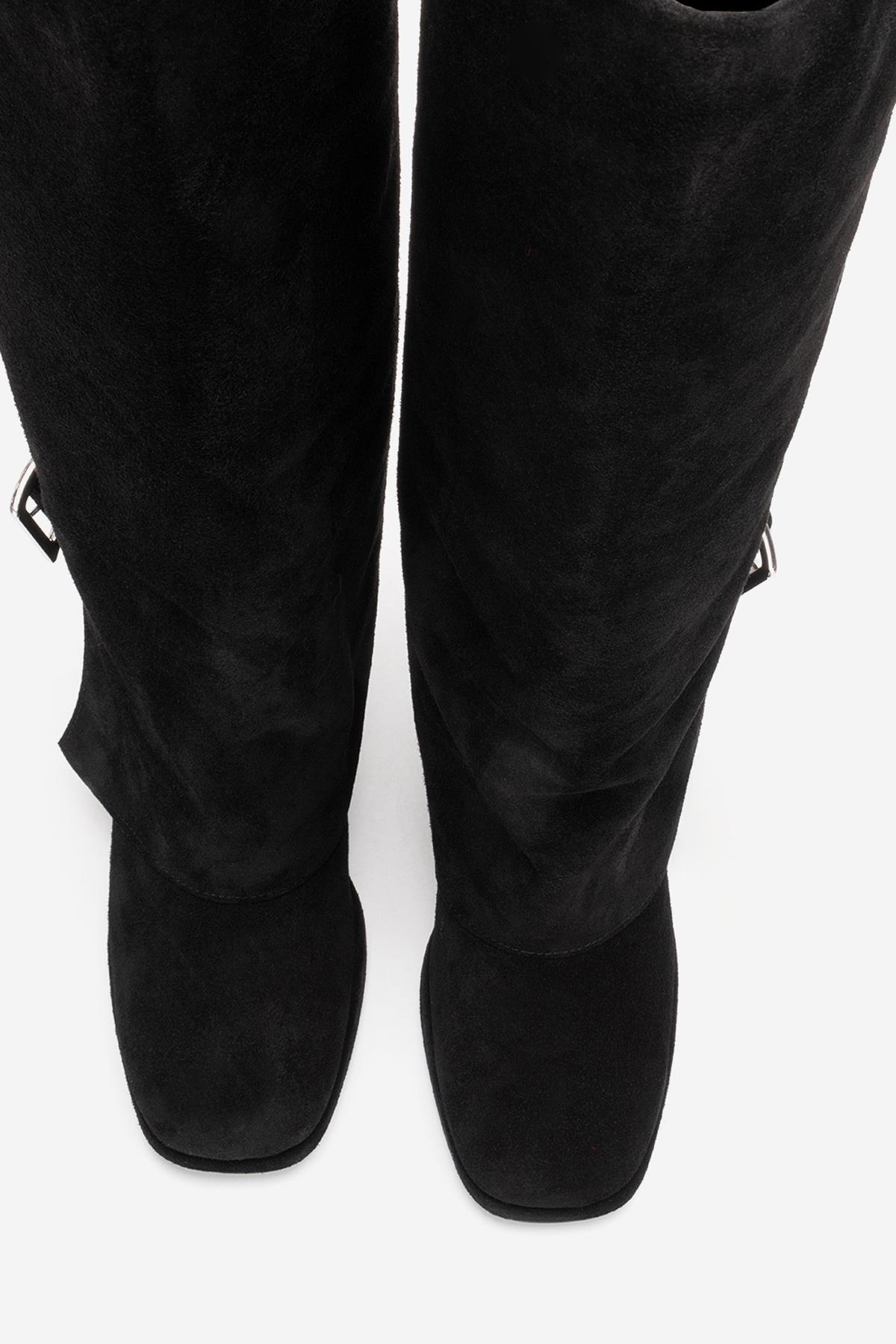 Lojo - Bota de tacón en bloque de cuero de ante negro (Mujer)