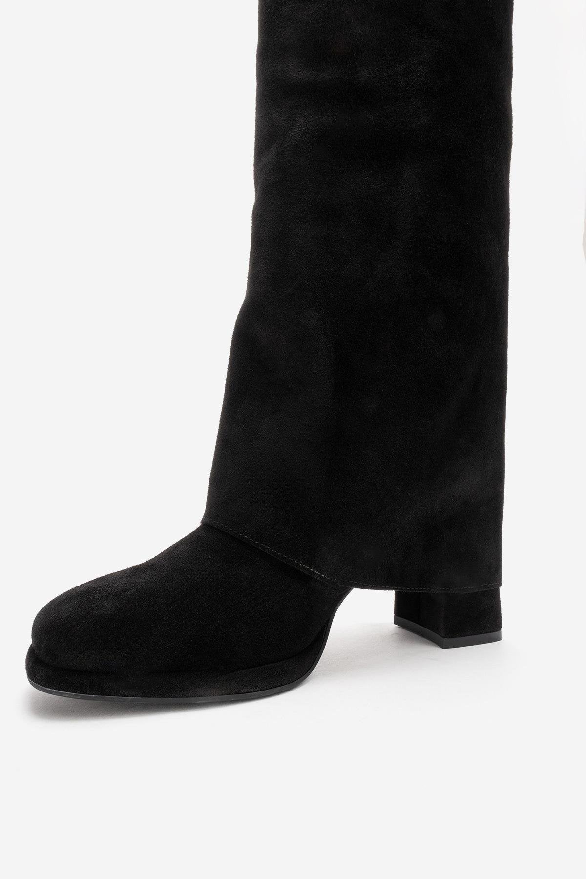 Lojo - Bota de tacón en bloque de cuero de ante negro (Mujer)
