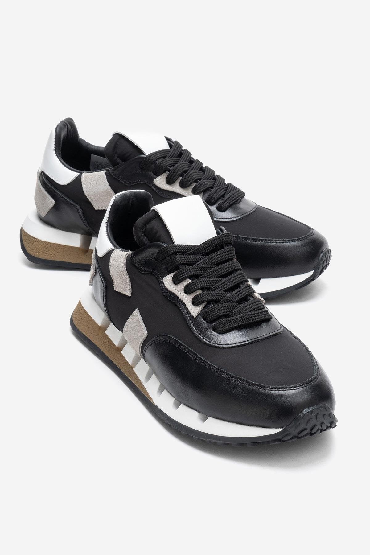 Vian - Zapatilla de Plataforma de Cuero Negro (Mujer)